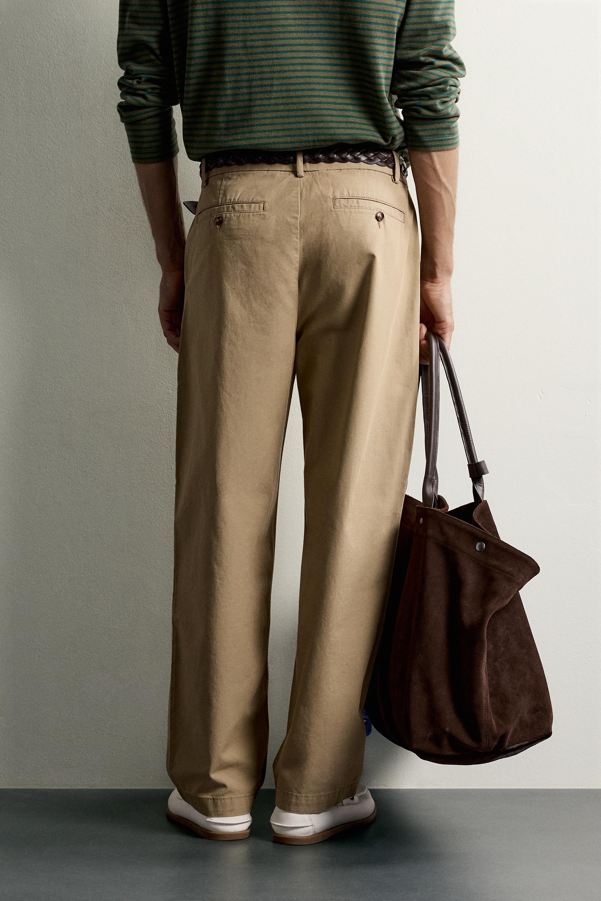 Мужские брюки Zara PLEATED REGULAR FIT CHINO PANTS — фото 3