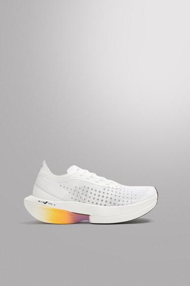 Zara LONG DISTANCE RUNNING SNEAKERS - White