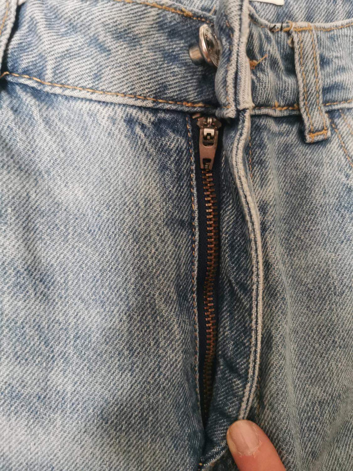 Z1975 RIPPED MOM JEANS - Image 6