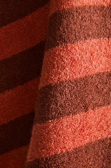 KIDS’ LOBSTER BEACH PONCHO - Burgundy by Zara - Image 2