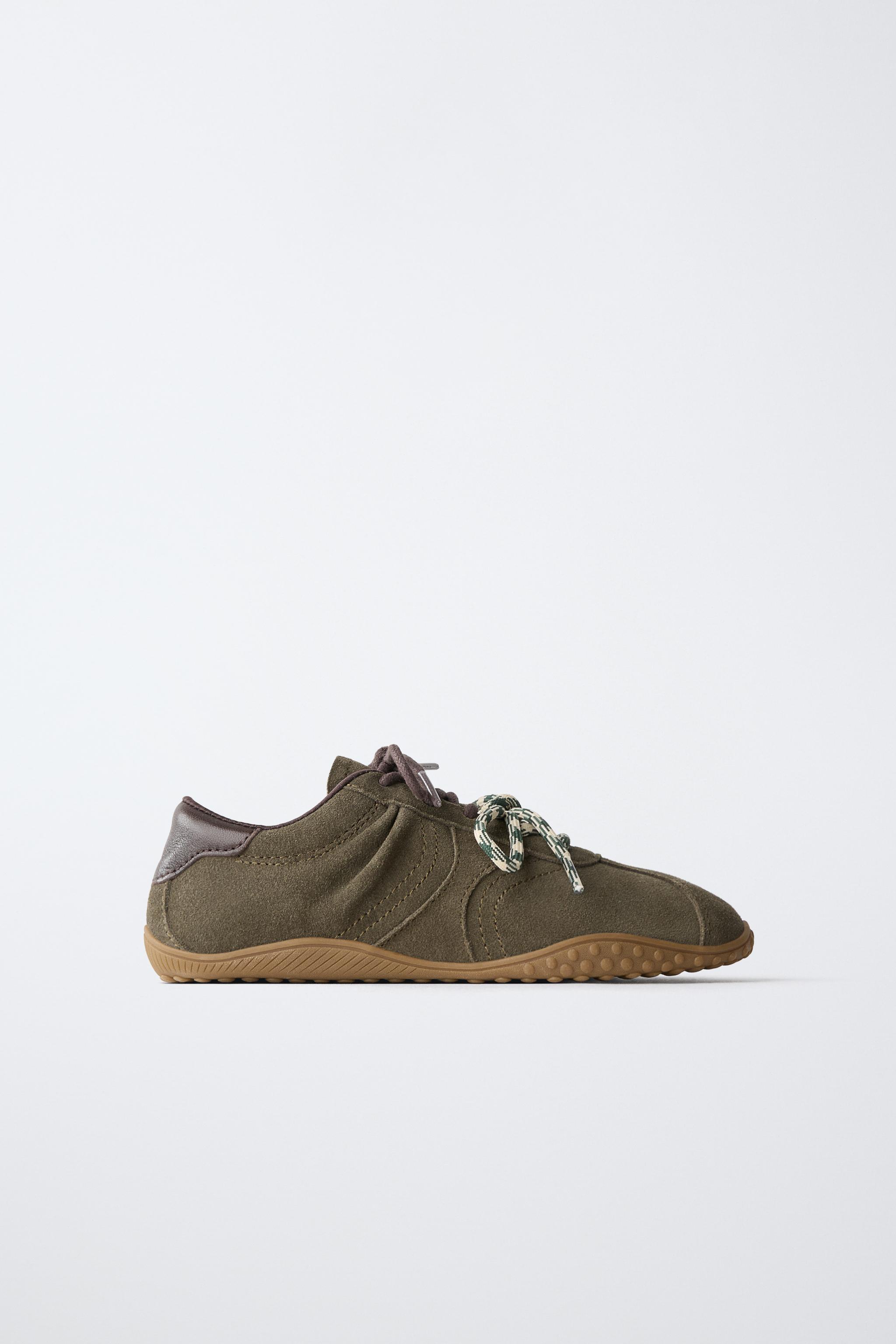 LEATHER LACE-UP SNEAKERS