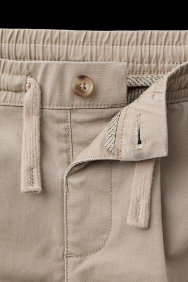 GERADE GESCHNITTENE CHINOHOSE - Hellbeige von Zara