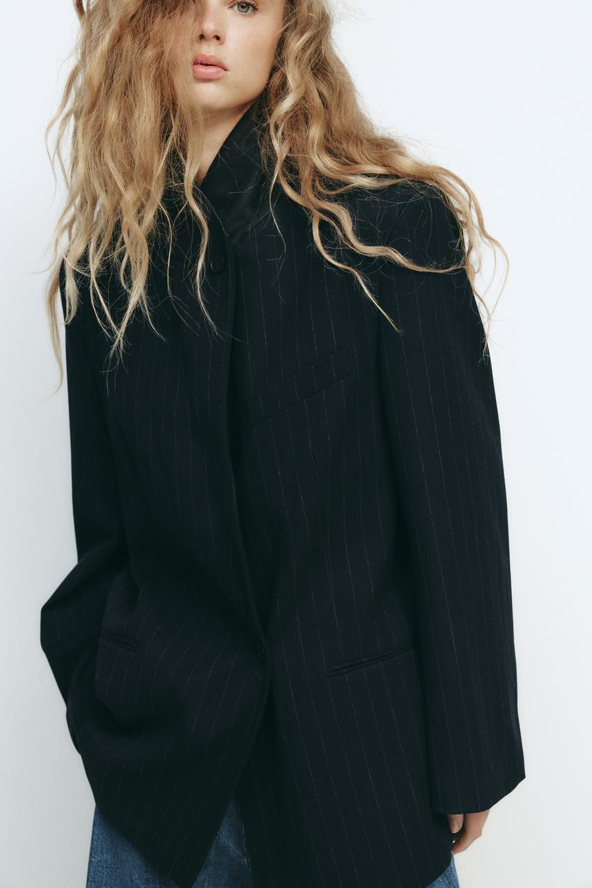 OVERSIZED PINSTRIPE BLAZER