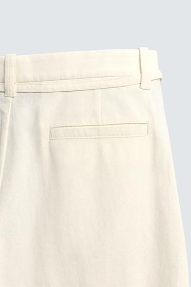 PANTALON À PLIS EN COTON ET LIN - Écru de Zara - Image 9