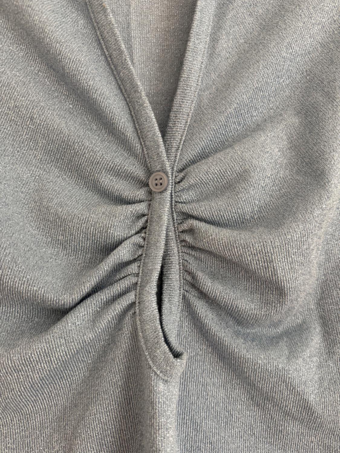 GATHERED TOP WITH OPENING - Image 3