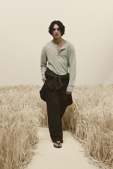 T-SHIRT COL TUNISIEN COTON-LIN - Beige foncé de Zara