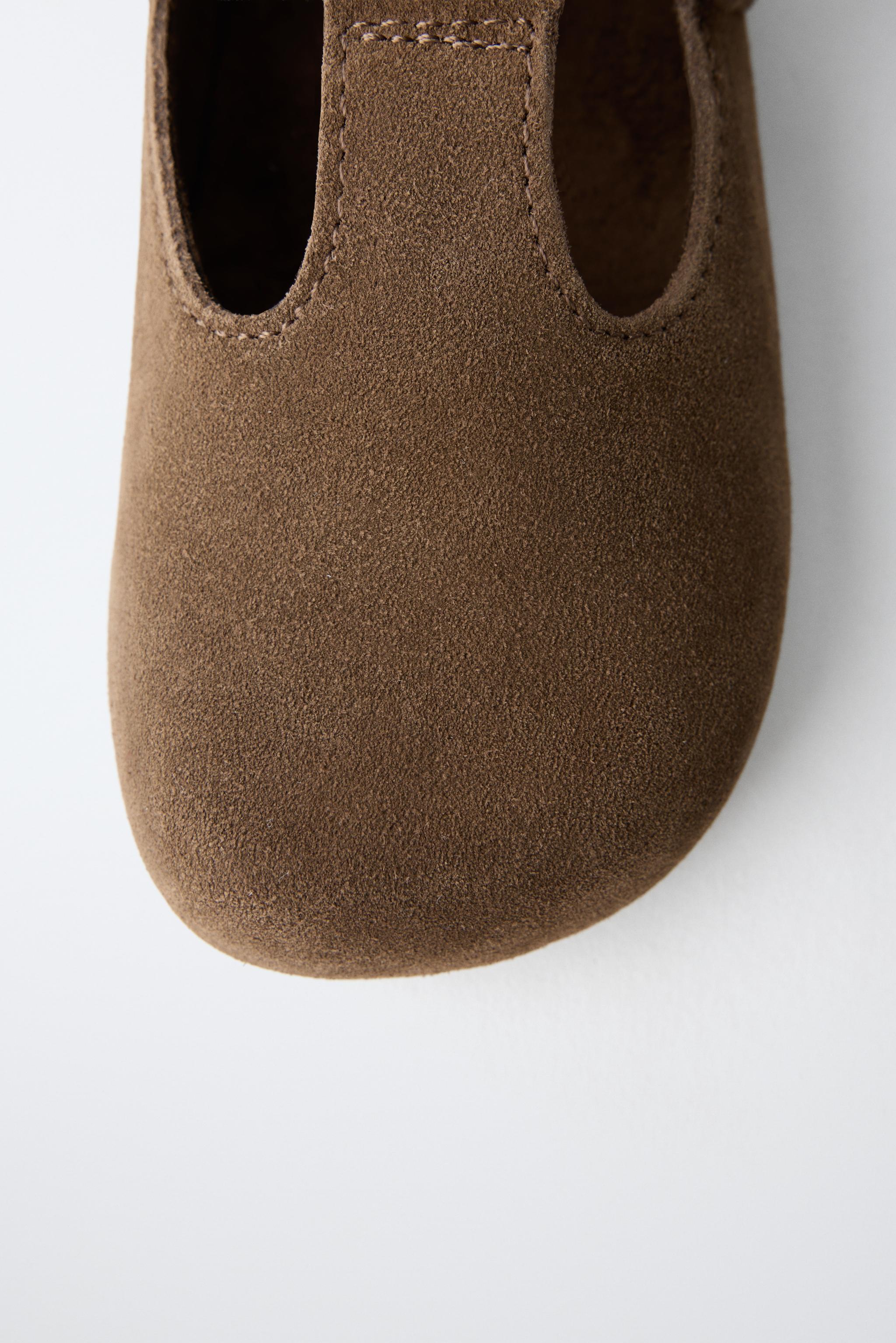 LEATHER CLOGS