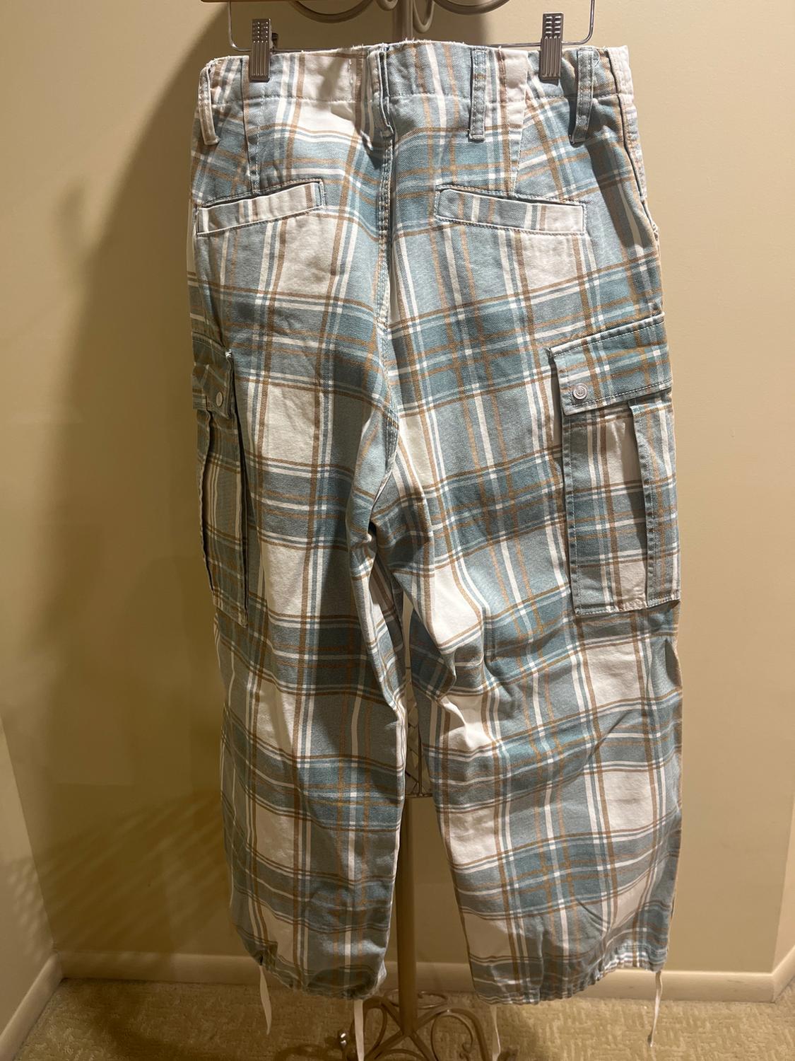 PLEATED CROPPED DENIM JACKET - Image 3