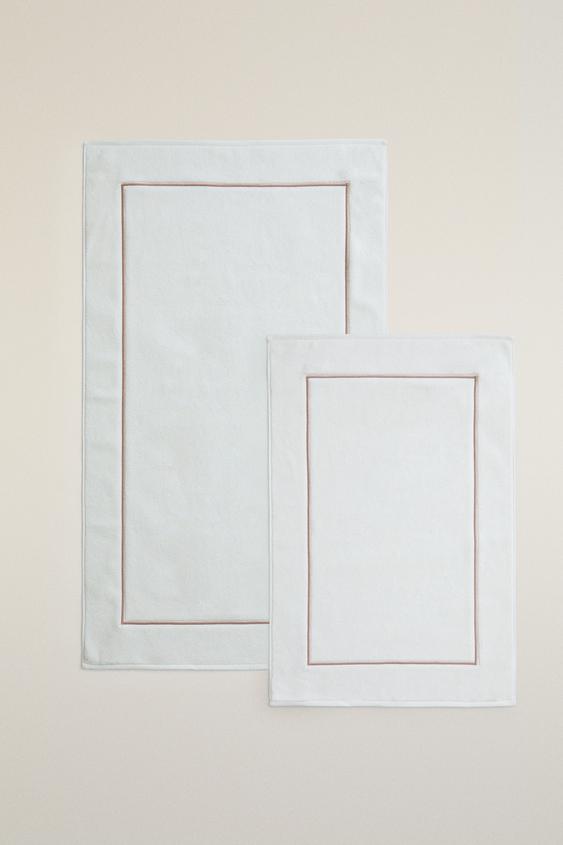 EMBROIDERED SCALLOPED BATH MAT - Pale pink by Zara - Image 0
