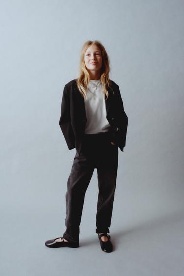 JEANS MOM FIT - Negro de Zara