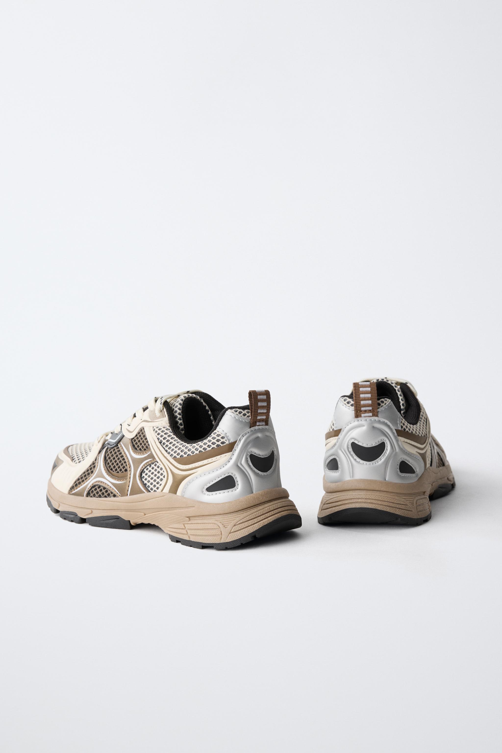 TECHNICAL MESH SNEAKERS