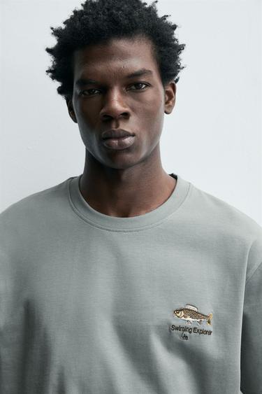 T-SHIRT BRODÉ POISSON - Bleu clair de Zara - Image 4