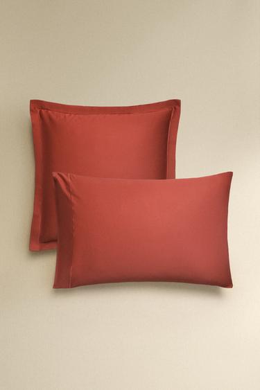 SATEEN PILLOWCASE WITH TRIM (300 THREAD COUNT) - Raspberry by Zara