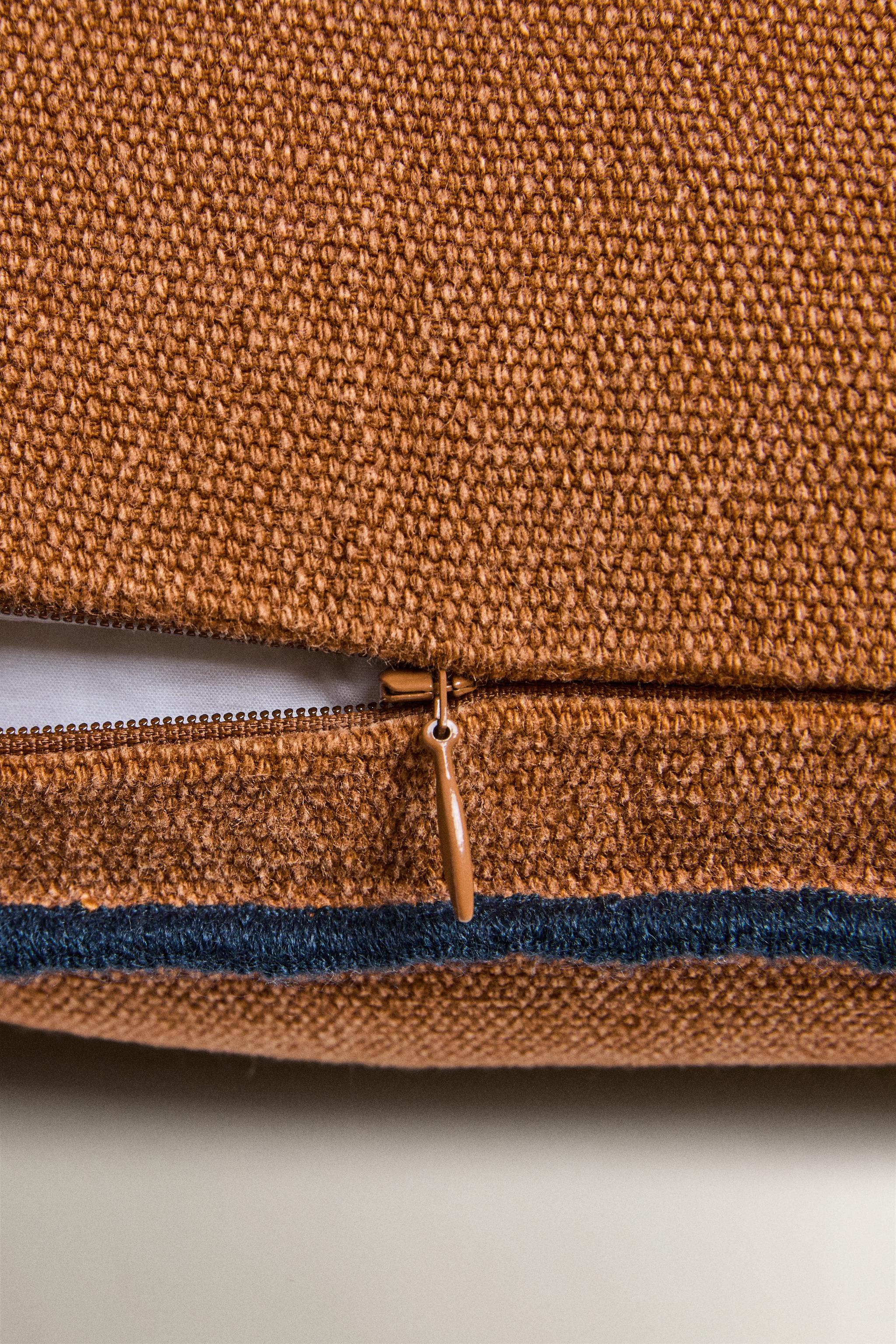 LINEN THROW PILLOW COVER