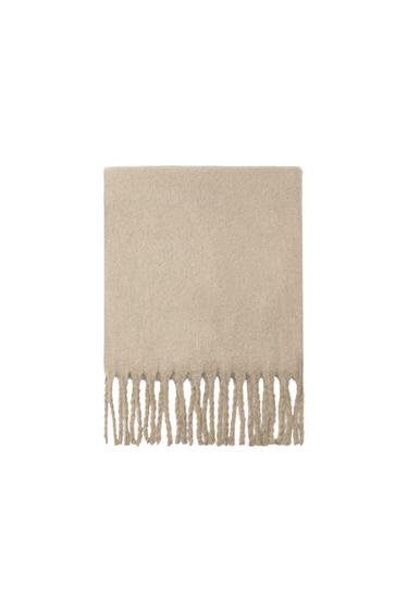 SOFT CHUNKY KNIT SCARF WITH FRINGING