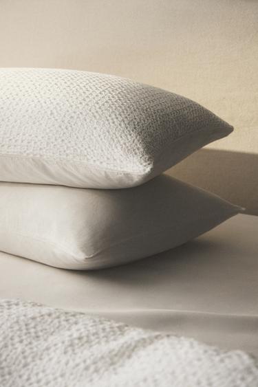 WAFFLE-KNIT PILLOWCASE - White by Zara - Image 6