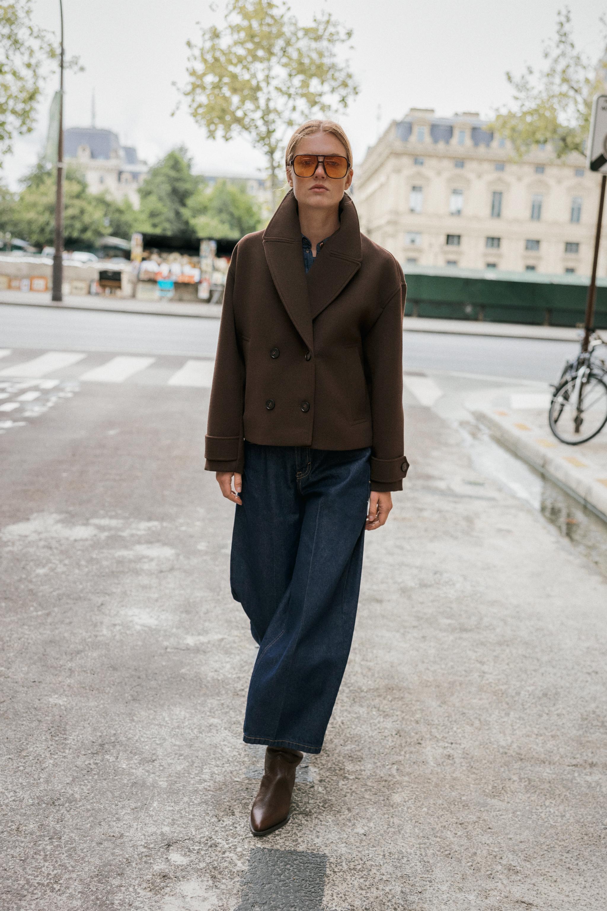 DOUBLE-BREASTED SHORT COAT Brown ZARA United Kingdom