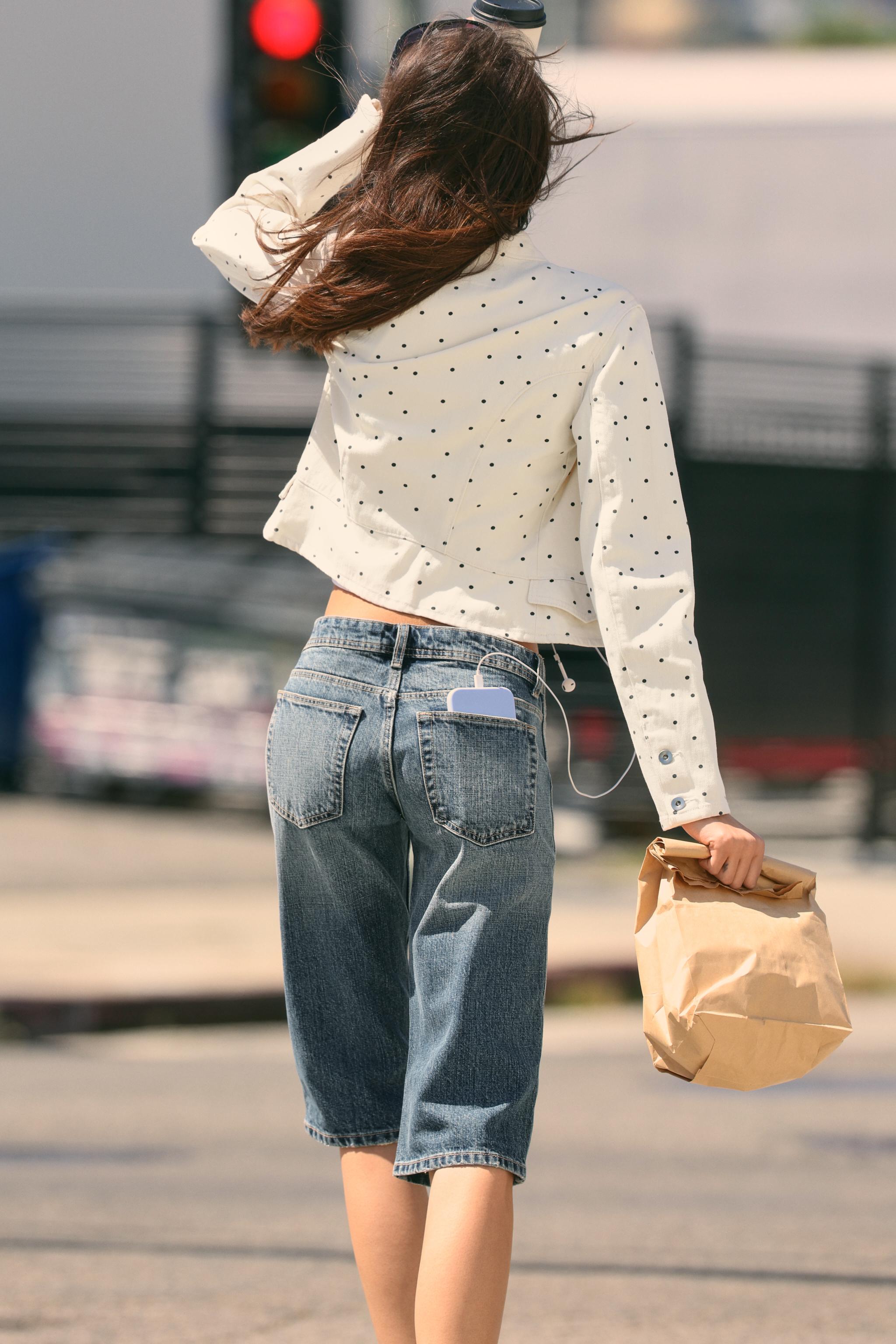 Zara MID-RISE TRF DENIM CAPRI JEANS at Mall of America® in