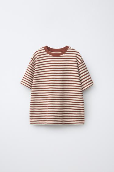ENSEMBLE T-SHIRT ET BERMUDA À RAYURES EFFET ÉPONGE - marron/blanc de Zara - Image 1