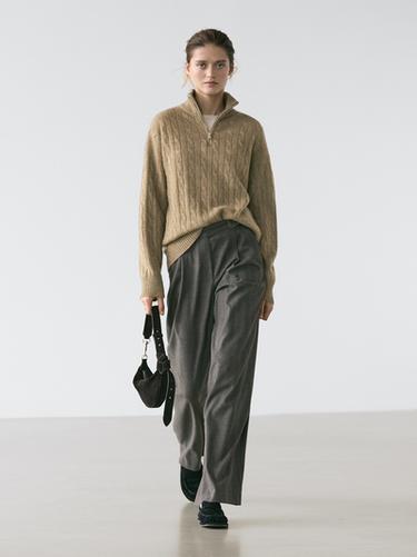 Jersey punto cuello alto cremallera 100% cashmere - Verdoso de Zara