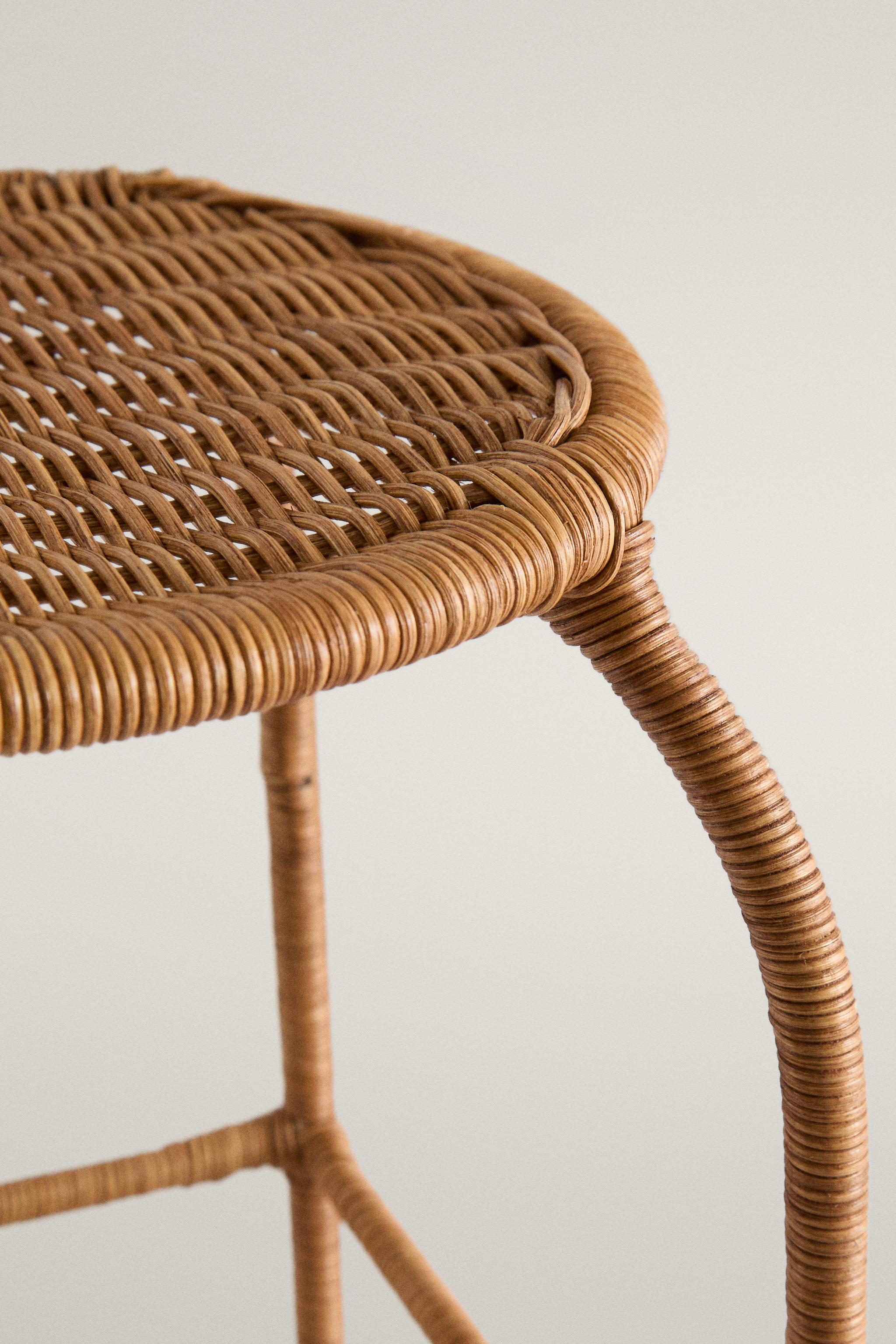 RATTAN STOOL