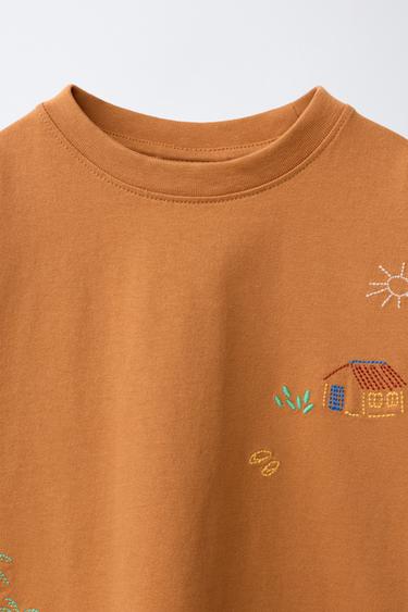 T-SHIRT BRODÉ - Ocre de Zara - Image 2