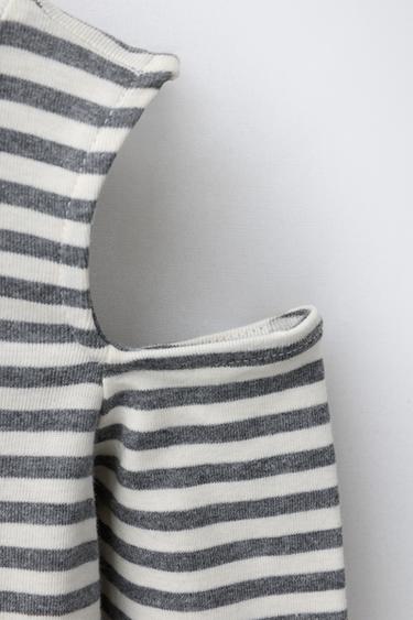 TURTLENECK CUT-OUT T-SHIRT - striped by Zara - Image 3