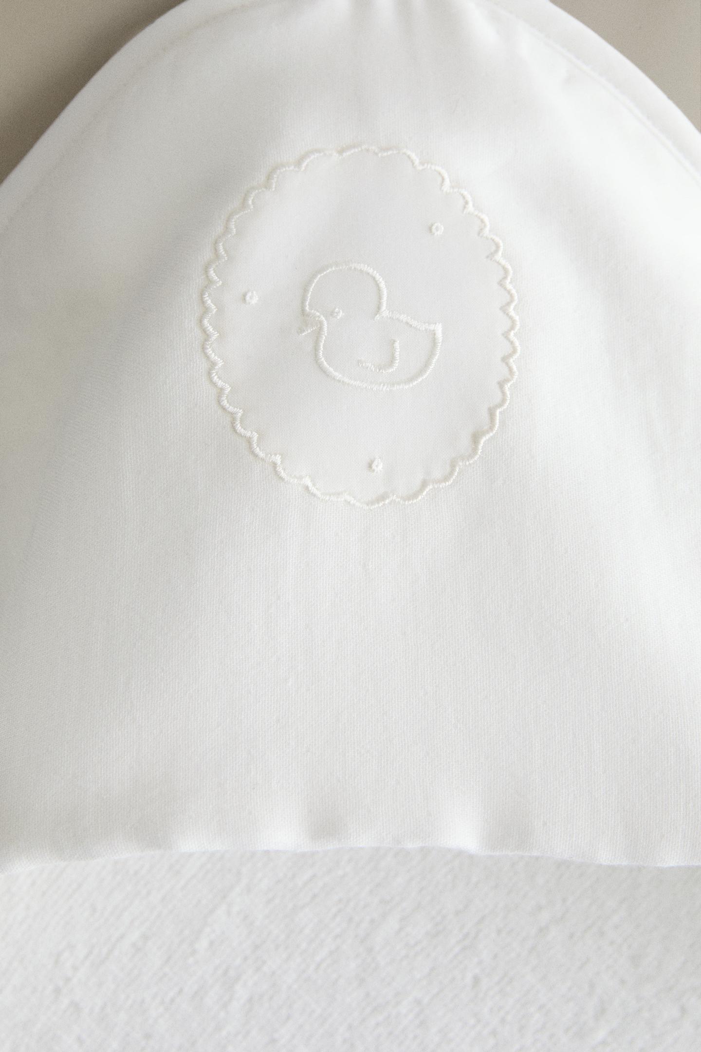 Детское полотенце Zara Embroidered Hooded Baby, цвет: Устричный белый — фото 3