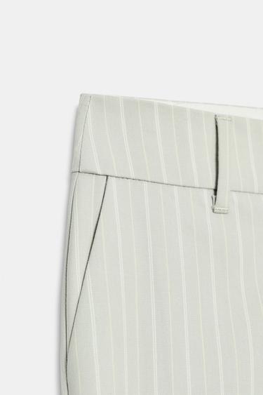 PANTALON DROIT TAILLE BASSE À RAYURES - Blanc / Gris de Zara - Image 5