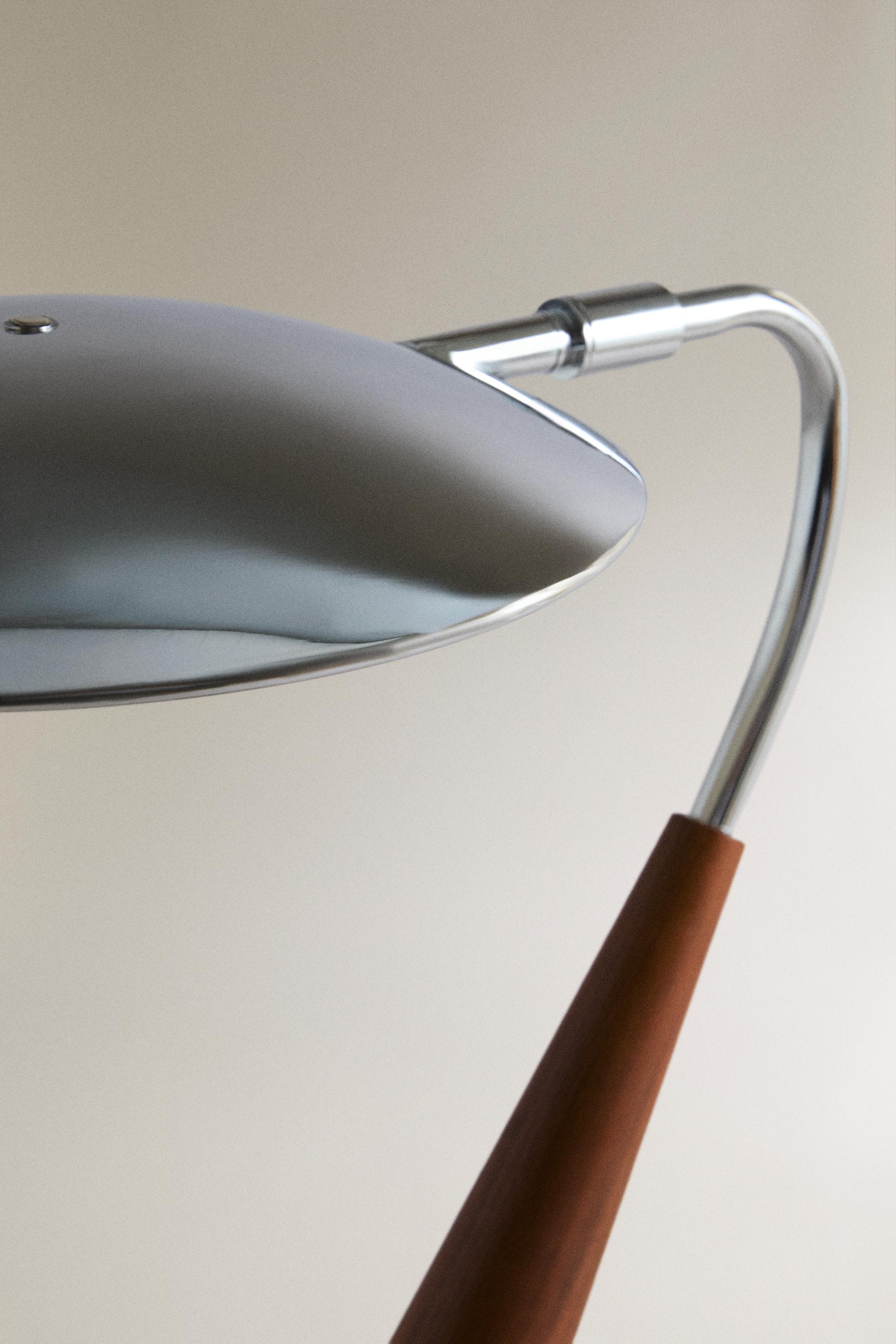 LAMPE DE TABLE BOIS ET MÉTAL