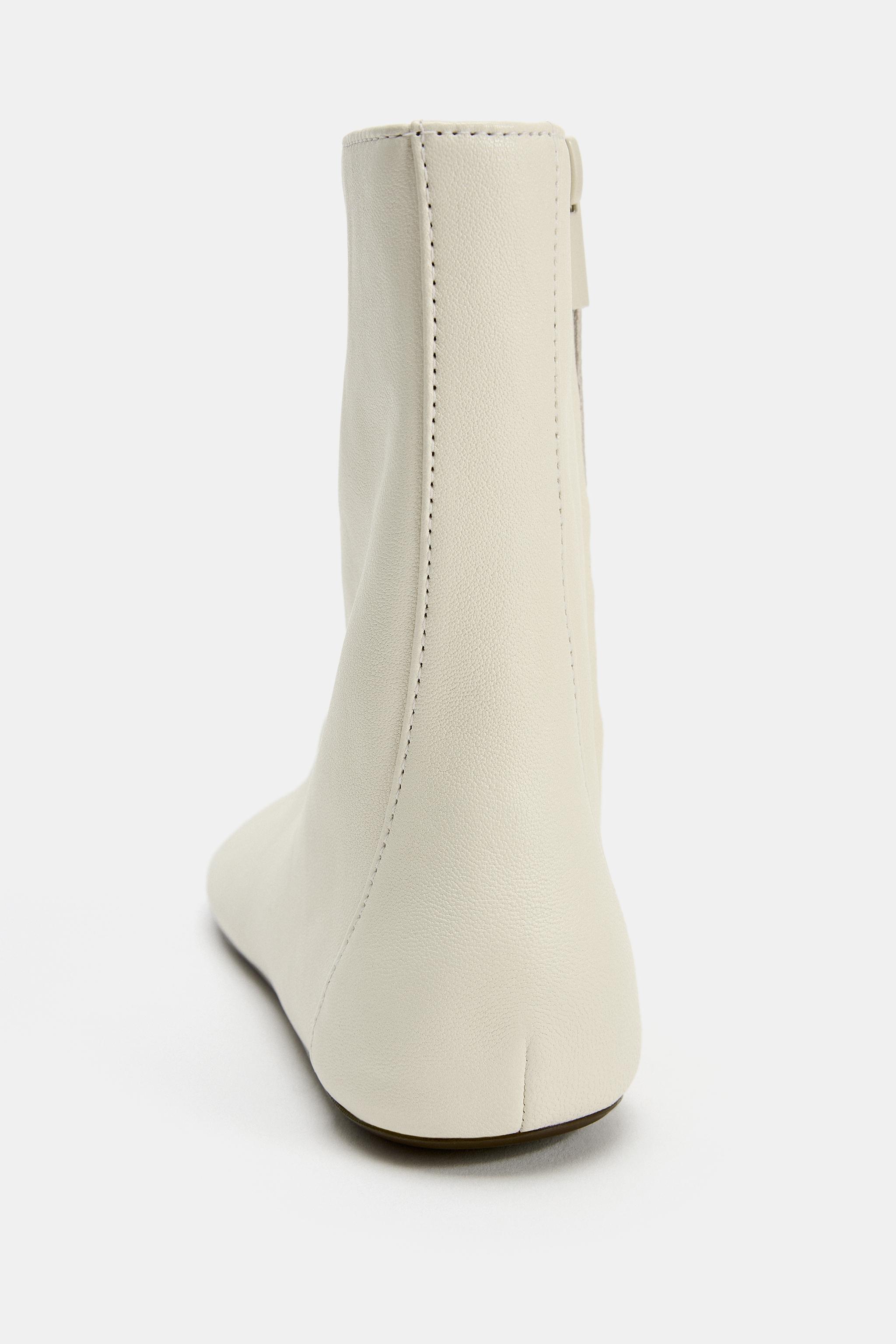 SOFT LEATHER FLAT ANKLE BOOTS