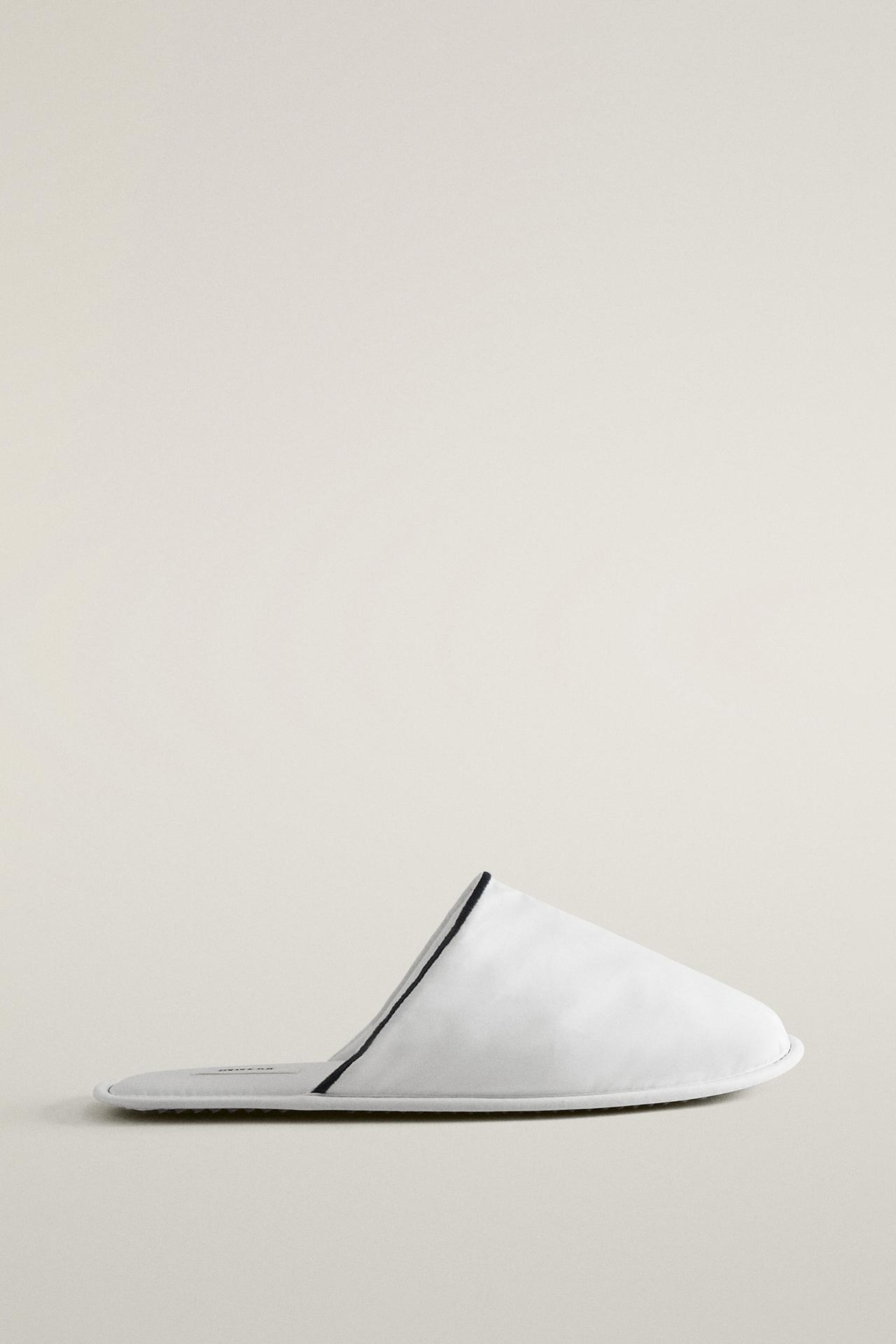 SCALLOPED MULE SLIPPERS — White