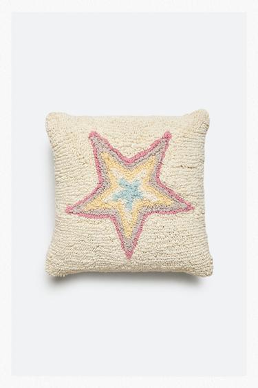 Zara DEČJA JASTUČNICA SA ZVEZDOM – raznobojno