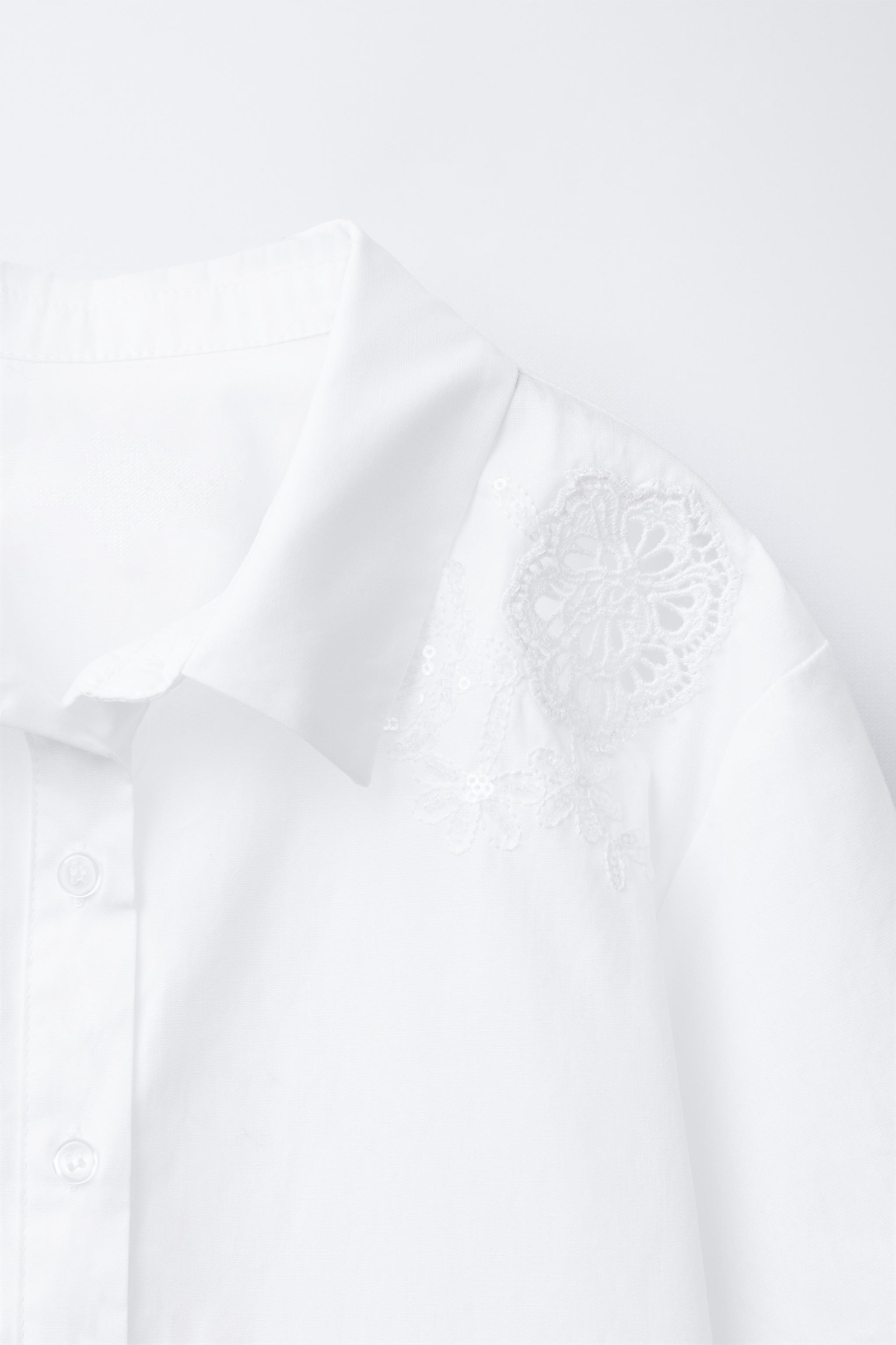 CHEMISE EN POPELINE À FLEUR BRODÉE
