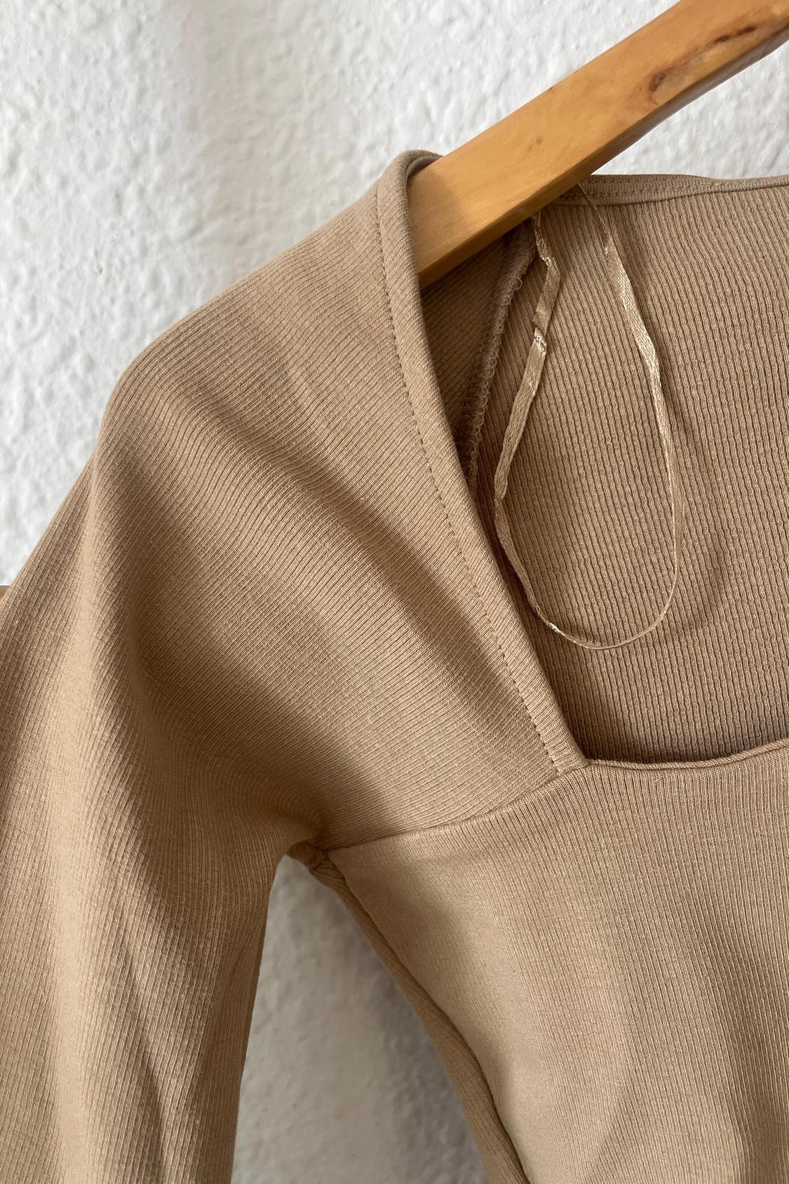 ASYMMETRIC TOP - Image 3