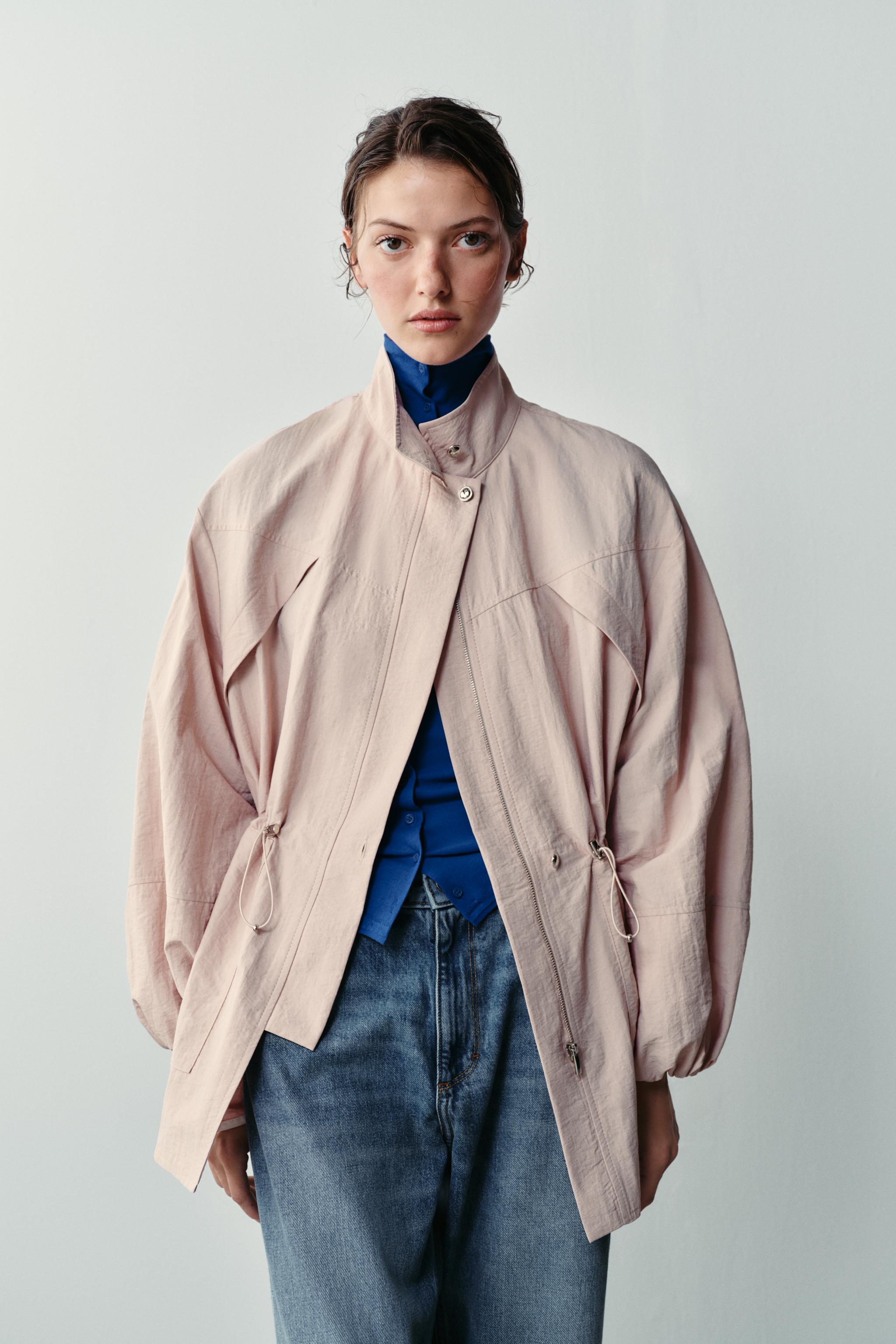 STAND-UP COLLAR JACKET