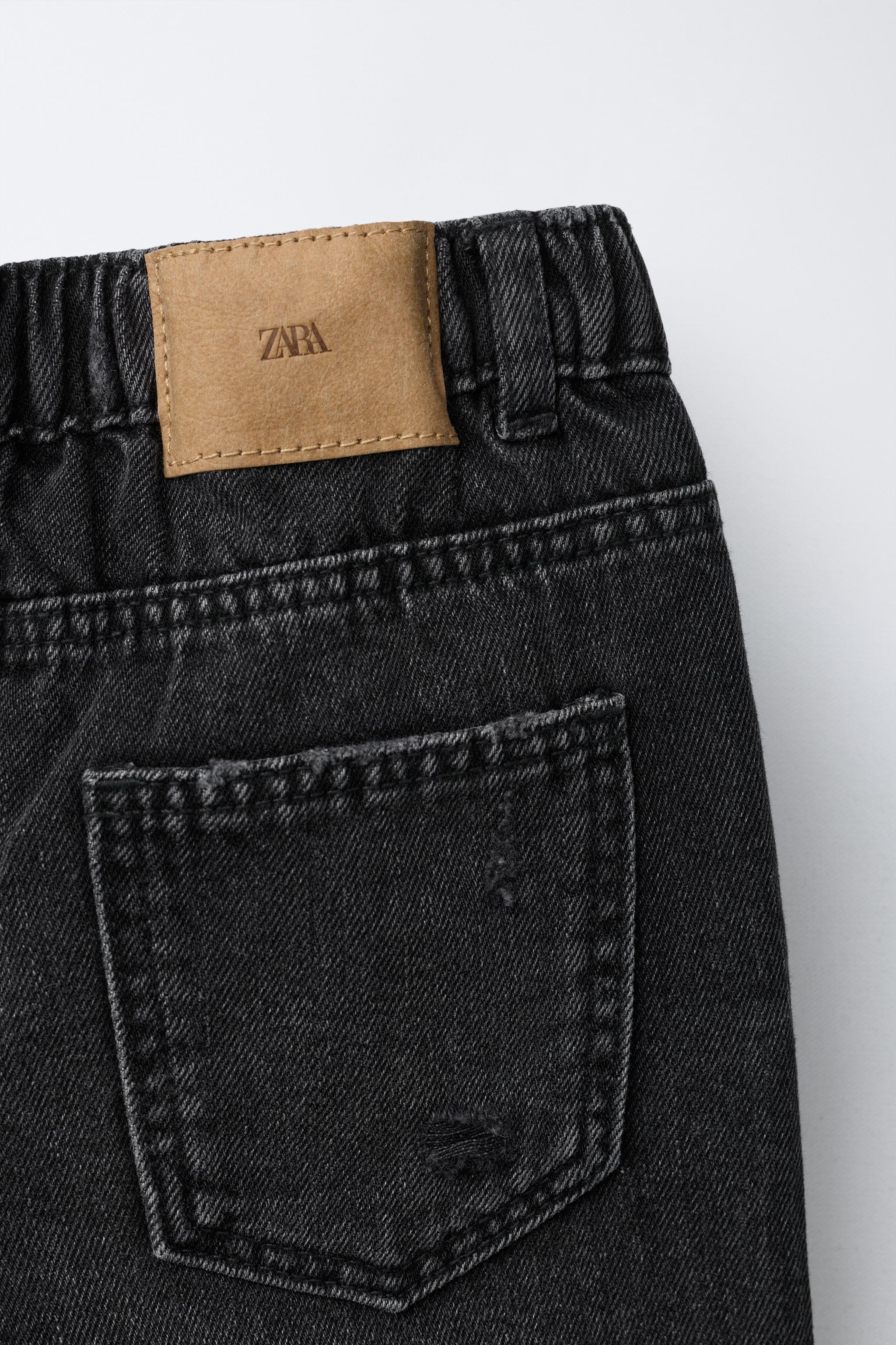 RIPPED BAGGY DENIM SHORTS