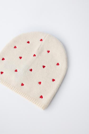 BONNET EN MAILLE CŒURS BRODÉS - Écru de Zara - Image 1