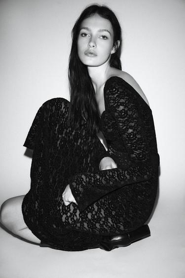 VESTIDO ENCAJE CINTURÓN - Negro de Zara