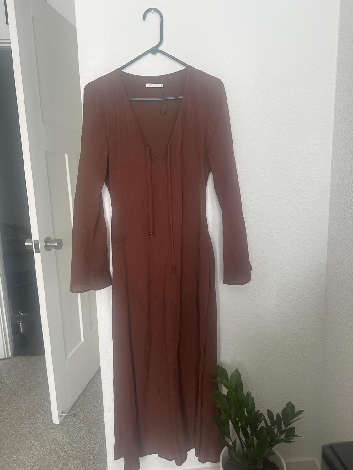 VESTIDO MIDI LAZO ESCOTE - Image 4