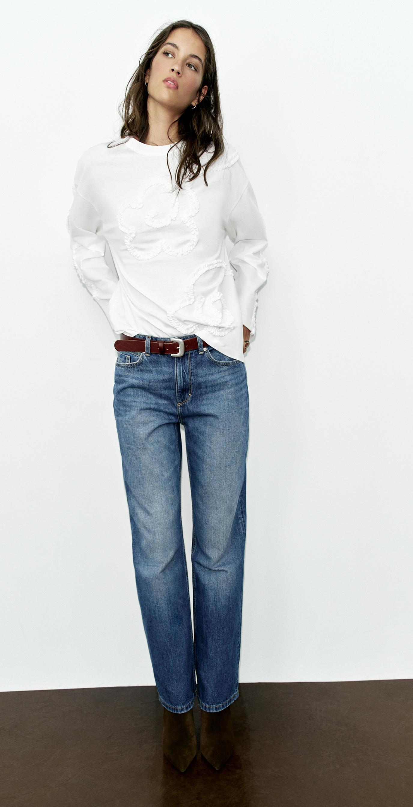 LONG SLEEVE TEXTURED T-SHIRT — White