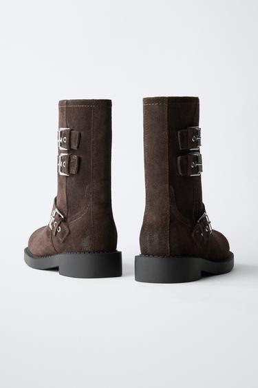 BOTTES EN CUIR À BOUCLES - Marron de Zara - Image 7