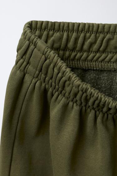 RUBBER LABEL SWEATSHIRT AND CARGO JOGGERS SET - Khaki by Zara - Image 7