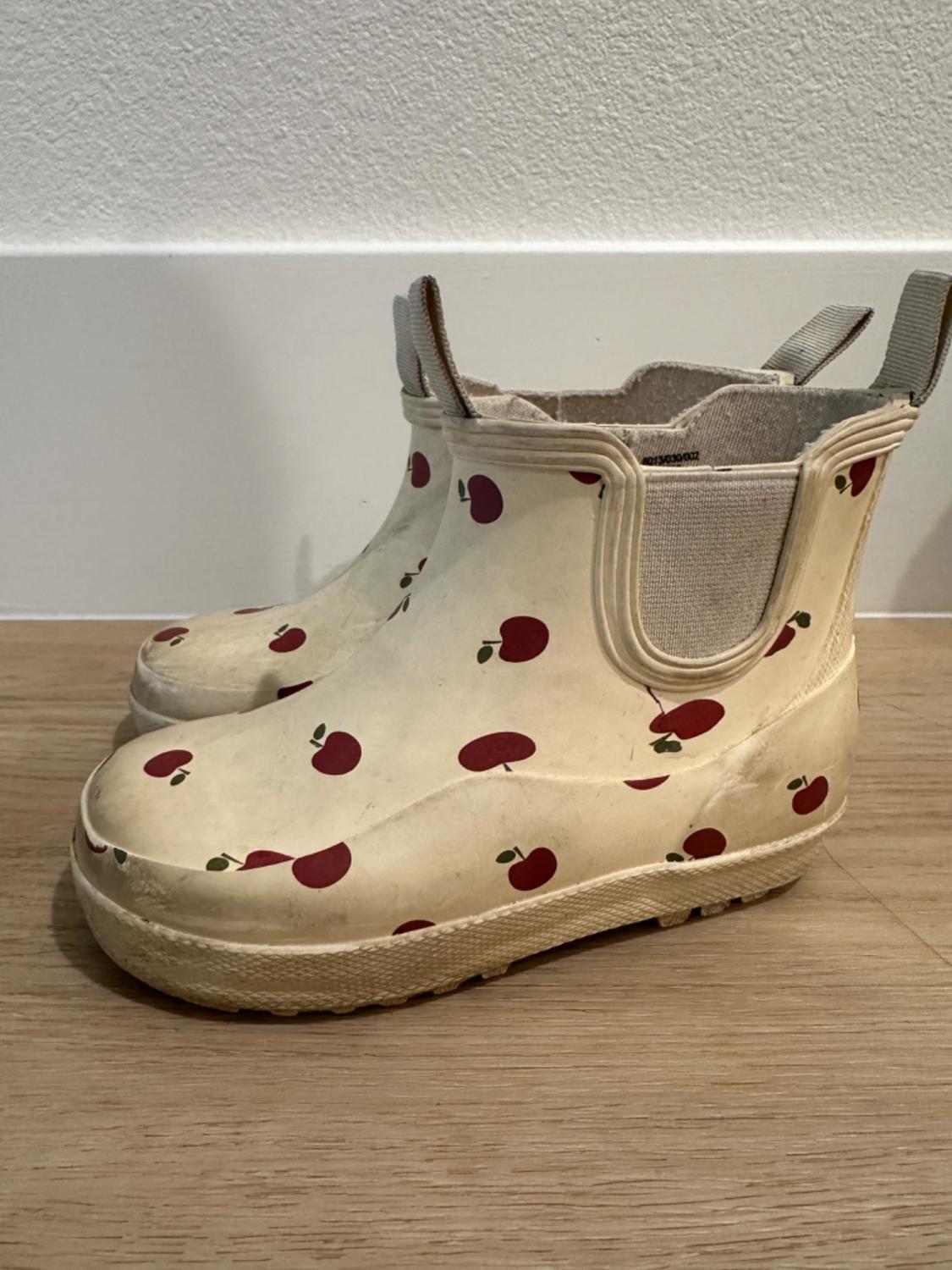 BABY/ BOTA LLUVIA MANZANAS - Image 3