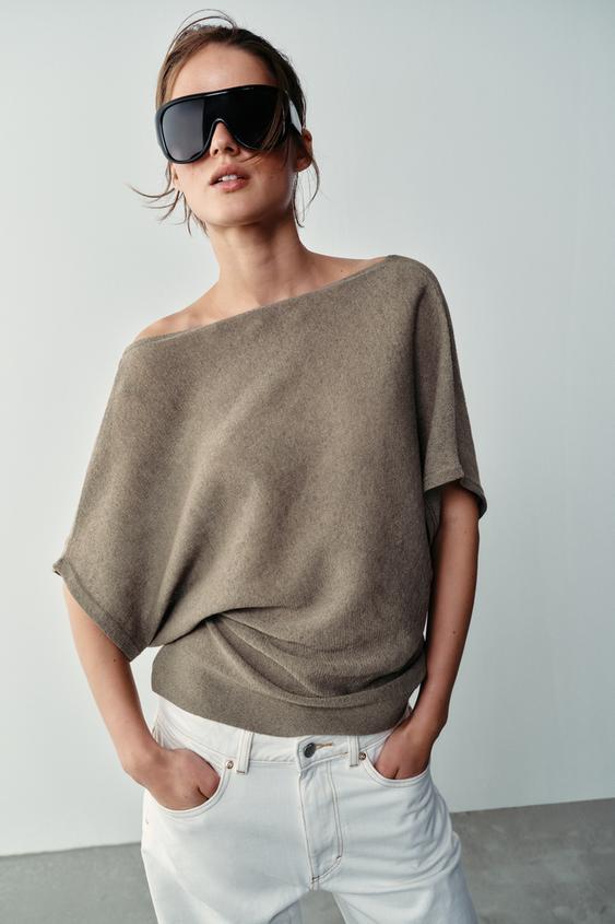 TOP EN MAILLE À DÉCOLLETÉ FLUIDE DANS LE DOS - Gris taupe de Zara - Image 1