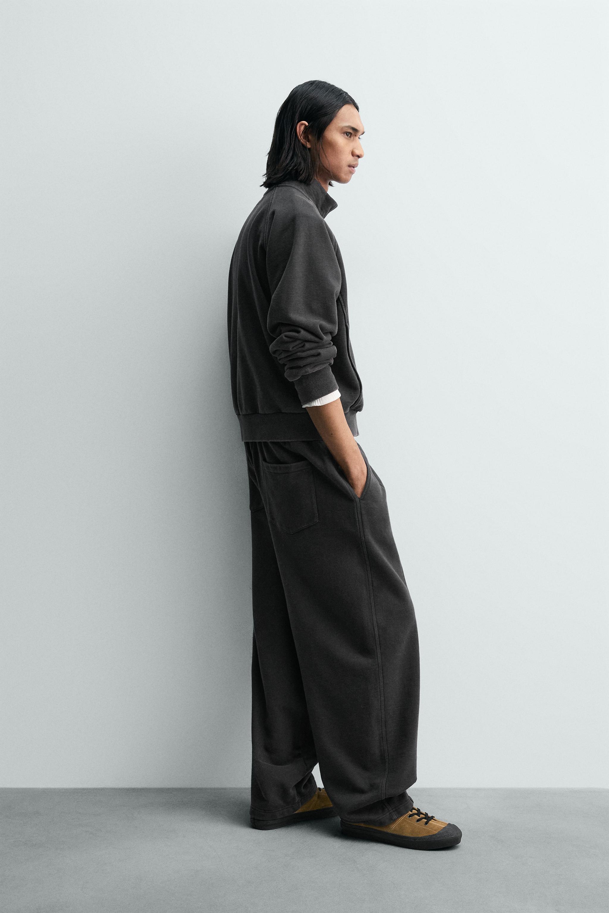 WASHED RELAXED FIT SWEATSHIRT