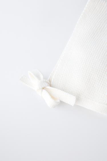 BONNET EN MAILLE - Écru clair de Zara - Image 1