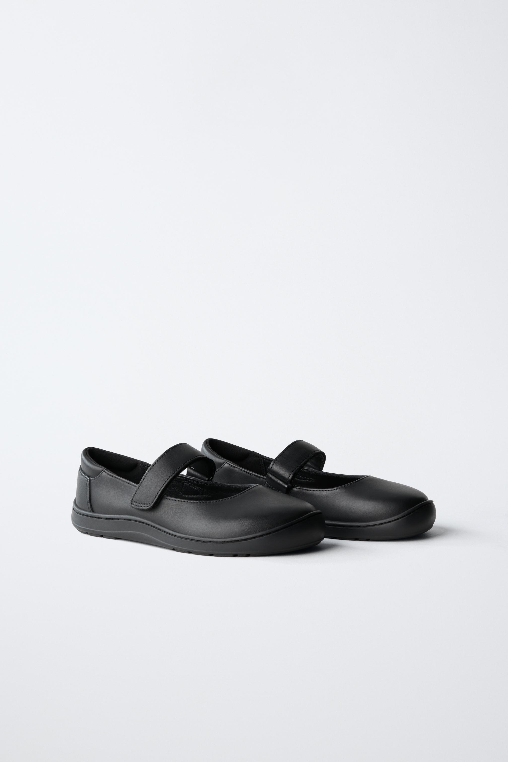BAREFOOT SCHOOL BALLET FLATS — Black