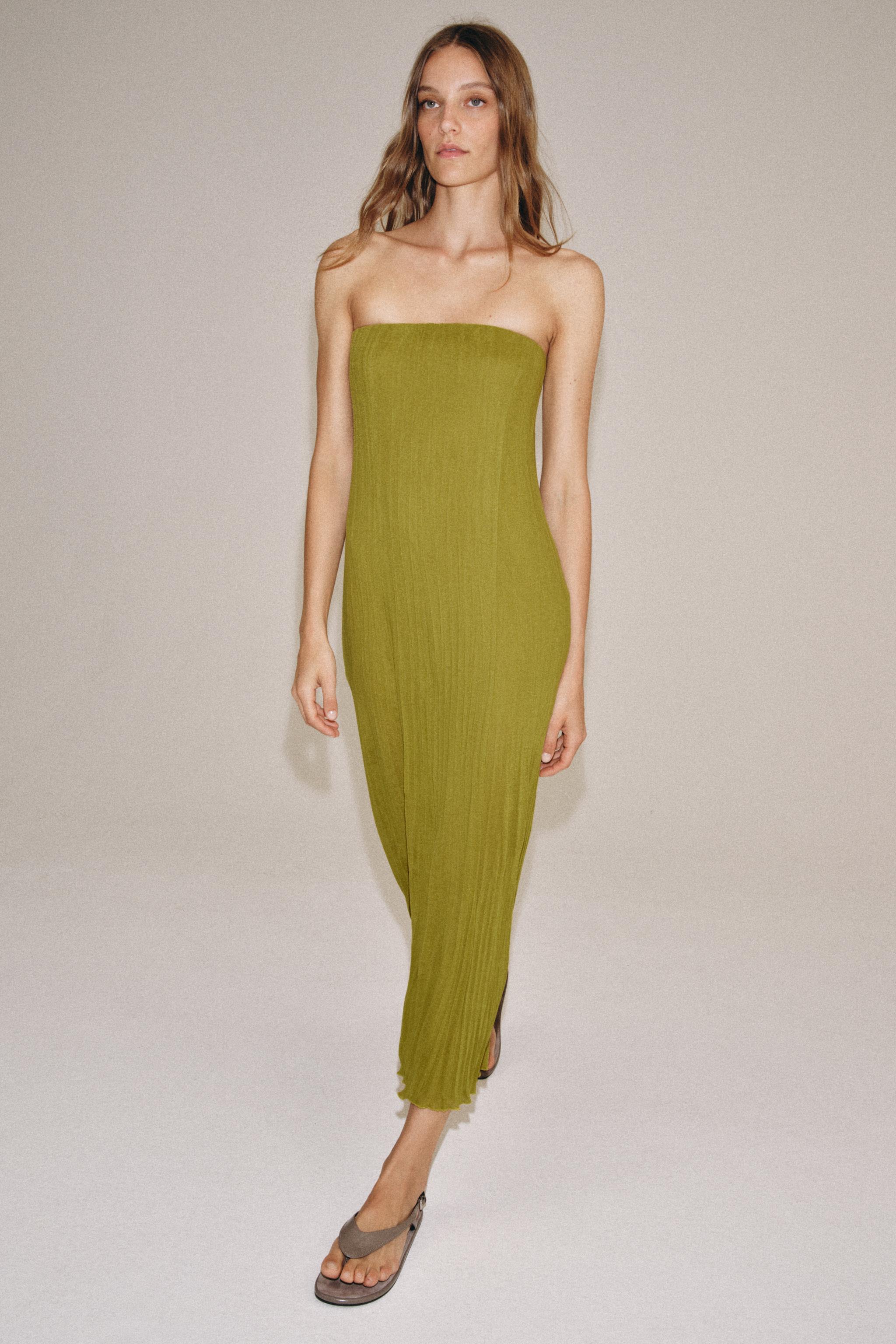 STRAPLESS TEXTURED DRESS