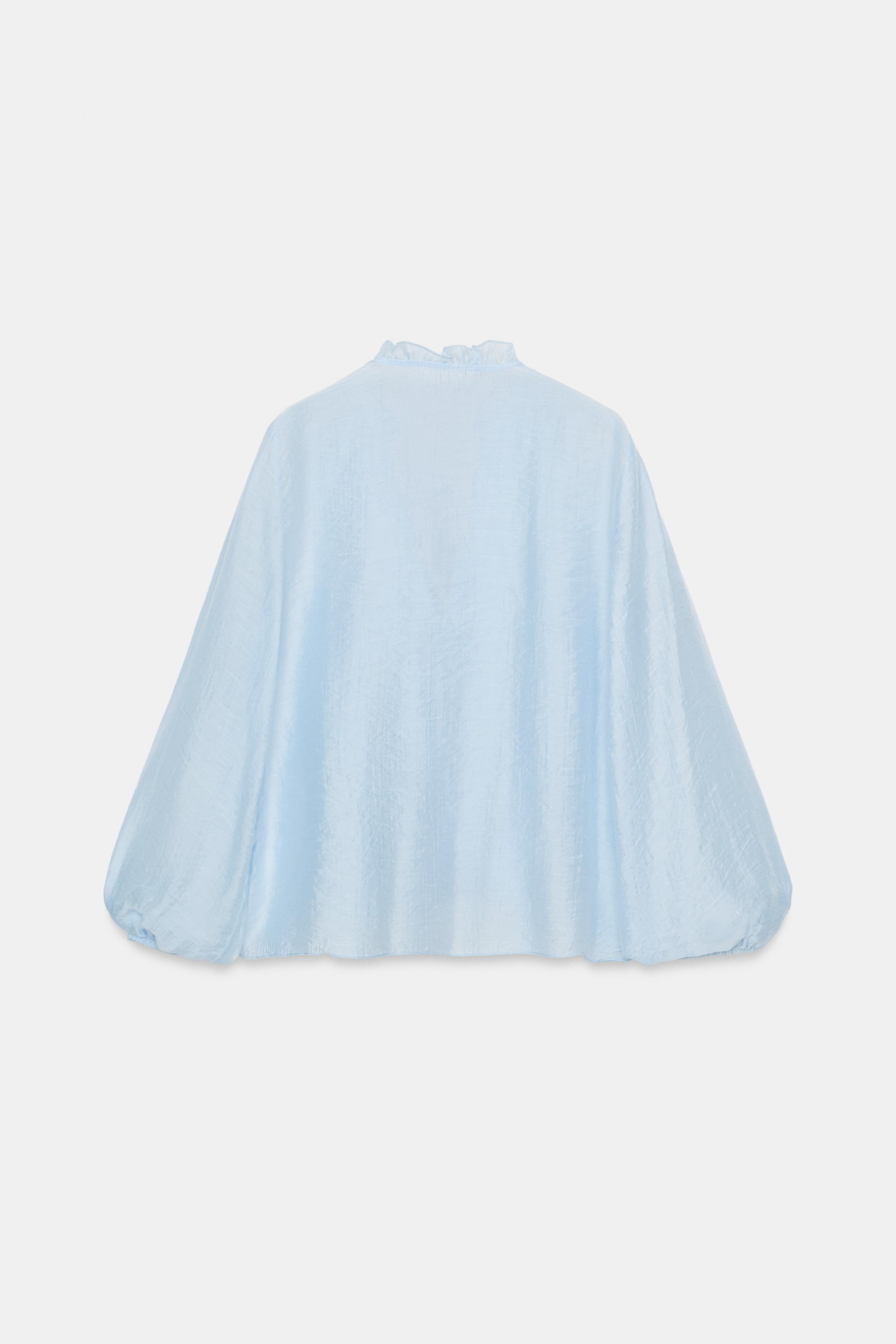 BLOUSE À VOLANTS ET POIS